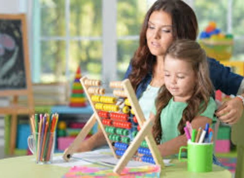24 Hours Babysitter Job in Agra